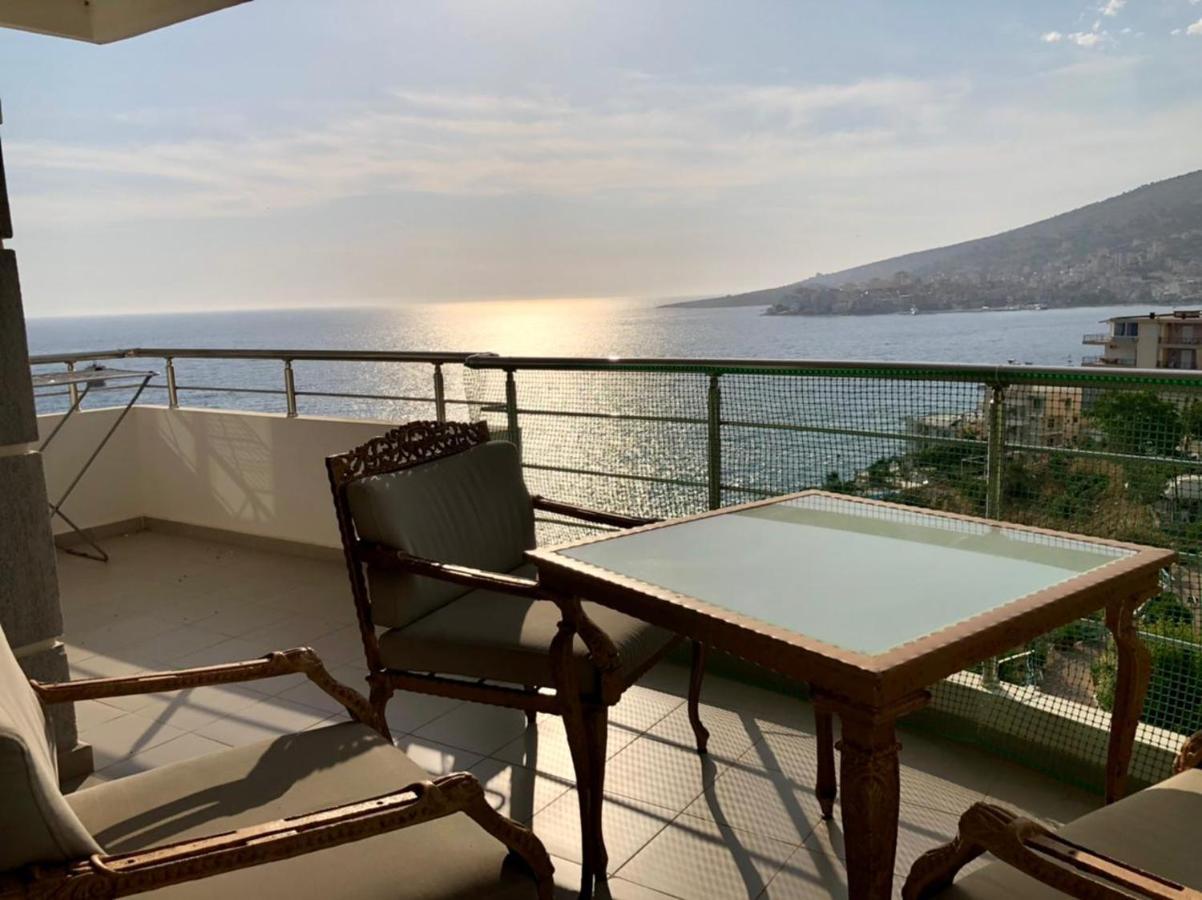 Lorenso Guest House Саранда Екстер'єр фото