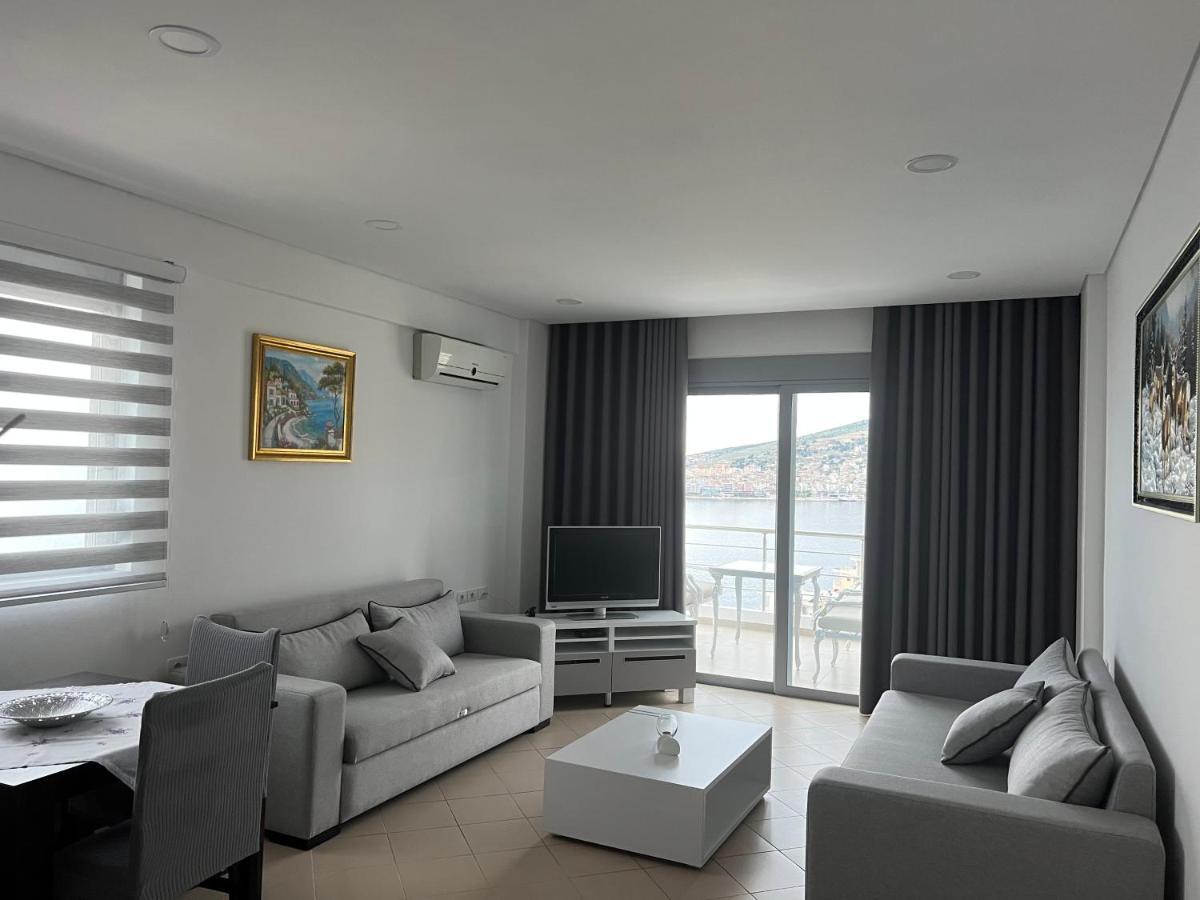 Lorenso Guest House Саранда Екстер'єр фото